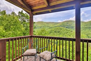 Breathtaking Great Smoky Mountains Retreat with Deck!