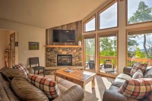 Luxury Fairplay Home with Deck, Grill and Mtn Views!