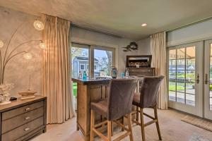 Gallery image of Luxury Hamptons Home on Canal with Dock and Kayaks! in East Quogue