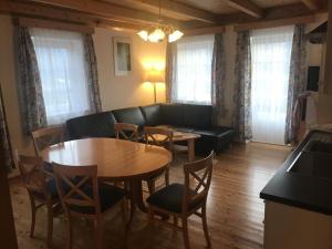Posezení v ubytování Althammerhof + 23 fotografií