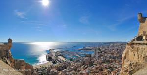 アリカンテにあるHotel Alicante Golfのギャラリーの写真