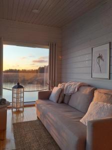 A seating area at Saunaboat Haikara