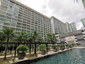 Το κτήριο όπου στεγάζεται  το διαμέρισμα