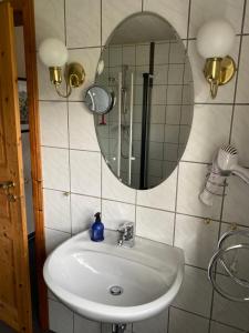 Een badkamer bij Landhaus Kiesow
