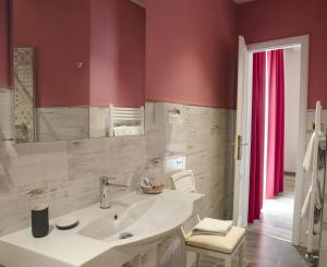 Vannituba majutusasutuses Hotel Settentrionale Esplanade