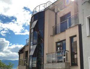 The building in which a szállodákat is located