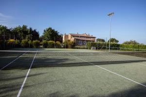 Tenis a/nebo squash v ubytování Podere Brizio nebo okolí