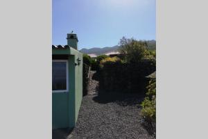 A general mountain view or a mountain view taken from the holiday home