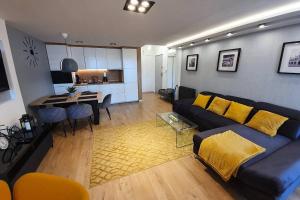 Część wypoczynkowa w obiekcie Duplex apartment Morsztynowska