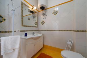 A bathroom at Domus Lavinia