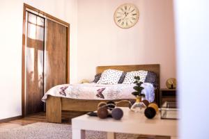 Posteľ alebo postele v izbe v ubytovaní Voal Apartamenty
