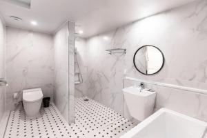 Koupelna v ubytování Browndot Hotel Sasang Renecite