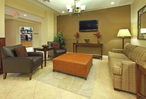Gallery image of Candlewood Suites Fayetteville, an IHG Hotel in Fayetteville