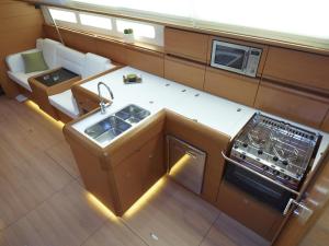 an overhead view of a kitchen in a boat at BARCA Alto Livello in Lido di Ostia