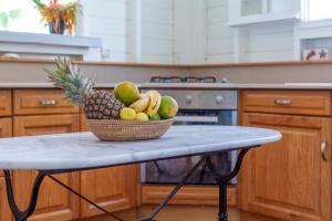Una cocina o kitchenette en Villa Vue Sauvage