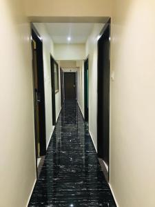 Fotografie z fotogalerie ubytování Hotel Crystal Luxury Inn- Bandra v Bombaji