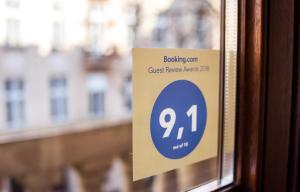 Certifikát, ocenenie alebo iný dokument vystavený v ubytovaní Voal Apartamenty