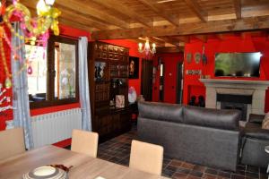 A seating area at Casa Rural Mansion Adela con Piscina y Jacuzzi