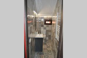A bathroom at Casa Rural Mansion Adela con Piscina y Jacuzzi