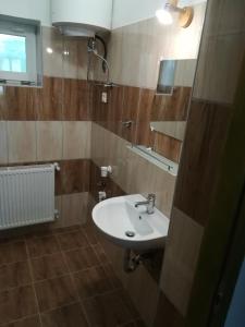 Koupelna v ubytování Sümegi Levendula Apartmanok