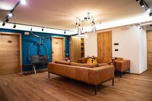 Zona d'estar a Roomie Alps Design Hostel