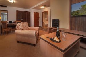 Ruang duduk di Hotel Kras