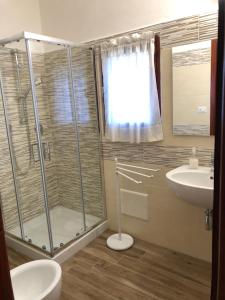 A bathroom at Casa MìMì Még 37 kép
