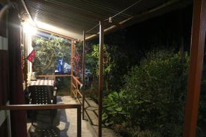 Un jardín fuera de Gurkha Lodge