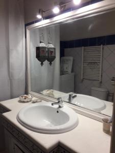 Koupelna v ubytování Eftychias residence
