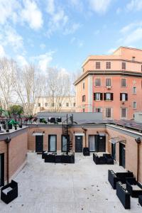 The building in which Az apartmant is located