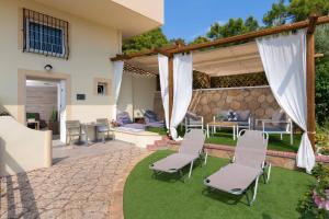 Zahrada ubytování Pefkos View Suites & Maisonette