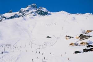 Alpenhotel zur Wildi Lauchernalp v zimě