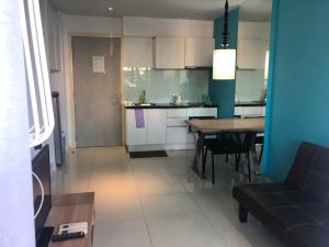 Kuchyň nebo kuchyňský kout v ubytování Atlantis Condo Resort jomtien