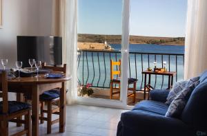 Fotografie z fotogalerie ubytování Apartamentos Gabriel Sans v destinaci Fornells