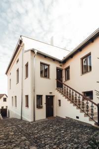 Budova, v ktorej sa apartmán nachádza