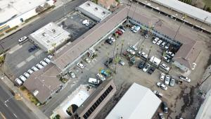 A bird's-eye view of Tiki Lodge McHenry - Downtown Modesto