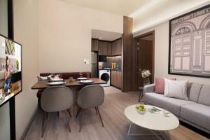 Citadines Rochor Singapore的厨房或小厨房