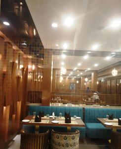 Hotel Shagun Chandigarh Zirakpur餐厅或其他用餐的地方
