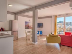 Posedenie v ubytovaní Malaga city apartment