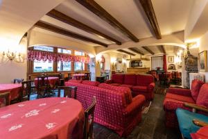 Gallery image of Hotel Cristallo in Courmayeur