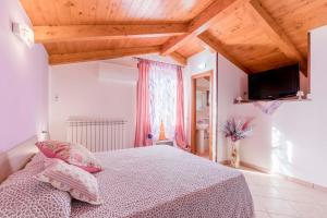 Postel nebo postele na pokoji v ubytování Happy House