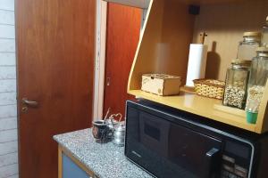 Departamento en Nueva Córdoba的厨房或小厨房