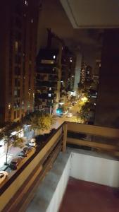 Departamento en Nueva Córdoba的阳台或露台