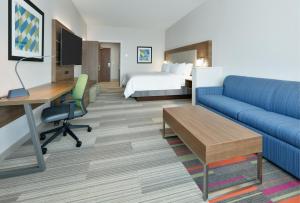 フォートワースにあるHoliday Inn Express & Suites Fort Worth North - Northlake, an IHG Hotelのギャラリーの写真