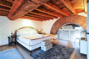 Posteľ alebo postele v izbe v ubytovaní Unique Duomo Luxury Property