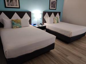 Cama ou camas em um quarto em Kings Inn