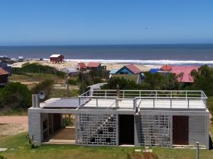Casa con terraza y vistas a la playa en Andrómeda PDD, en Punta del Diablo