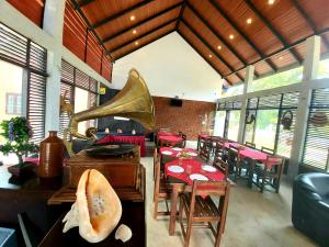 Posezení v ubytování Cocolagoon eco Resort Nilaveli