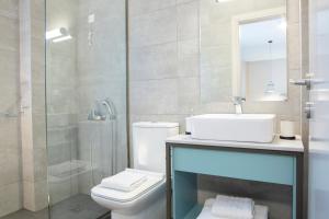 Kúpeľňa v ubytovaní KN Ionian Suites