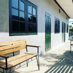Fotografie z fotogalerie ubytování Samanta By The Sea v destinaci Ko Larn